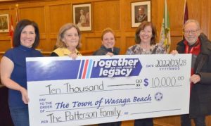 Patterson family donates to Wasaga Beach arena library project